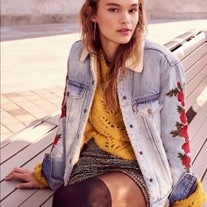 Levis sherpa floral embroidery trucker jacket